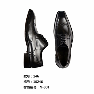 ��ɫ�����ƤЬ